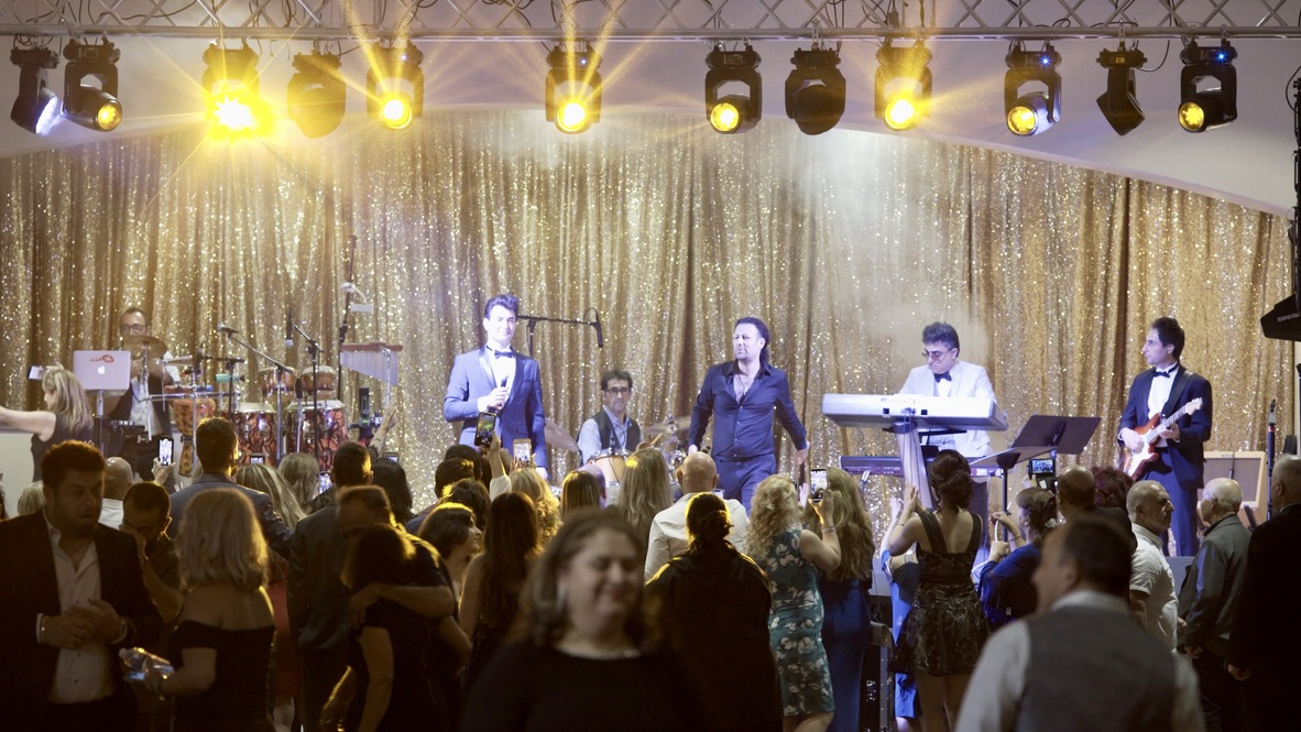 CDA85AF0-D5A3-4551-8675-187BCF6EF4C1_1_105_c