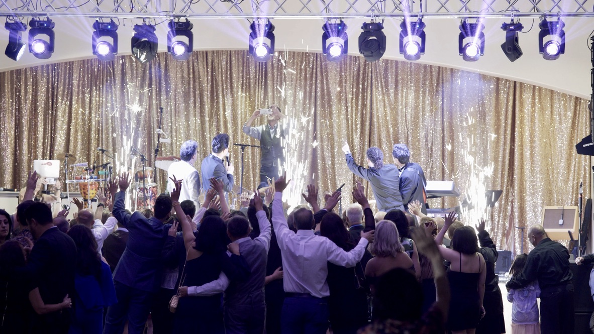 E6047647-D295-440E-86F7-49306202469B_1_105_c